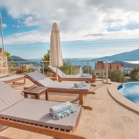 Tepe * Kalkan